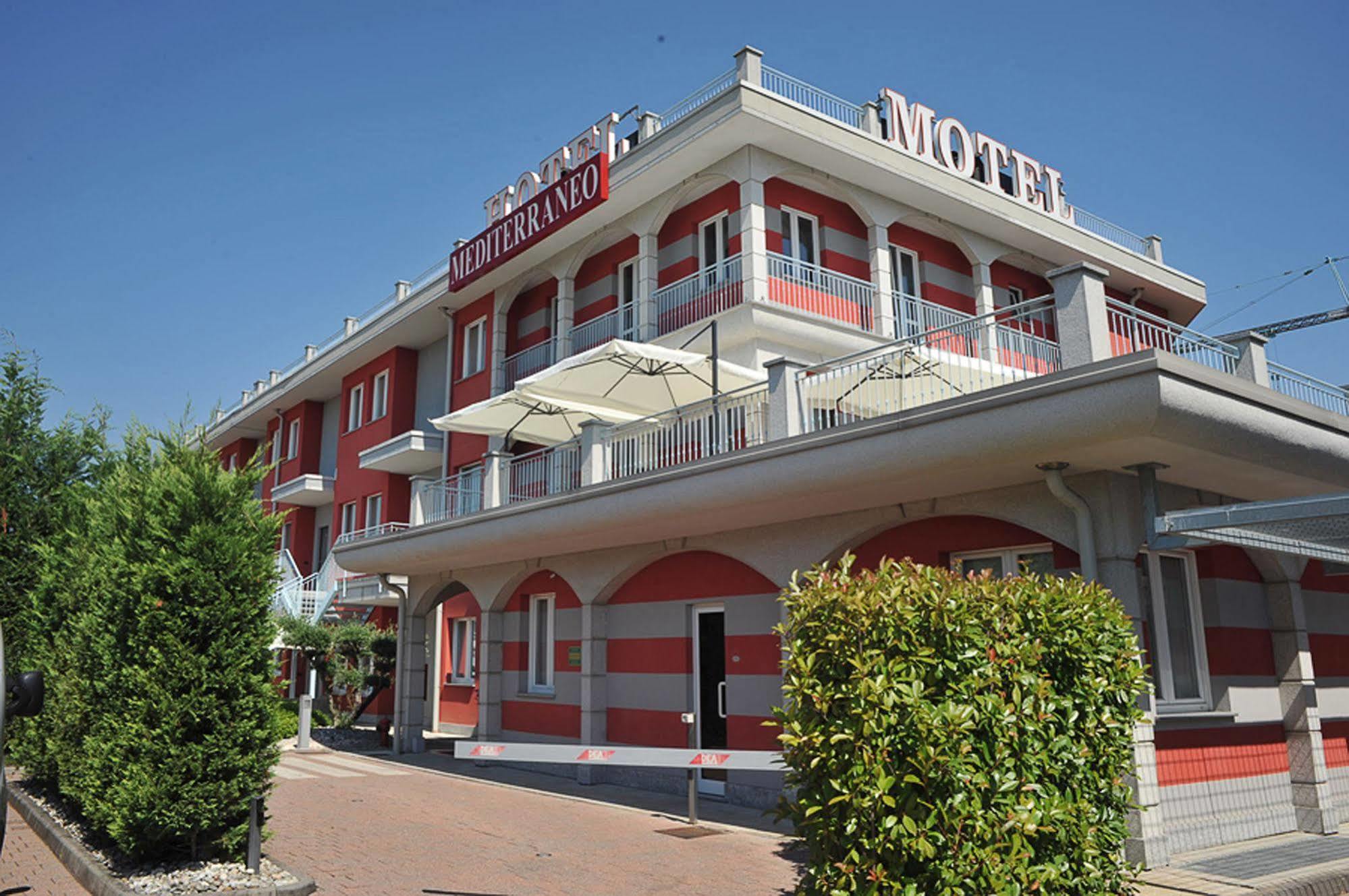 Hotel Mediterraneo Villa Cortese Buitenkant foto